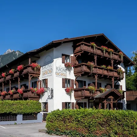 فندق Krone Tirol 3*