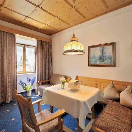 Otel Krone Tirol Reutte