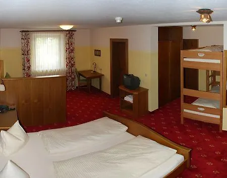 Krone Tirol Hotel