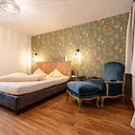 Hotel Krone Tirol