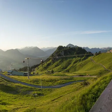 Hotel Krone Tirol 3*