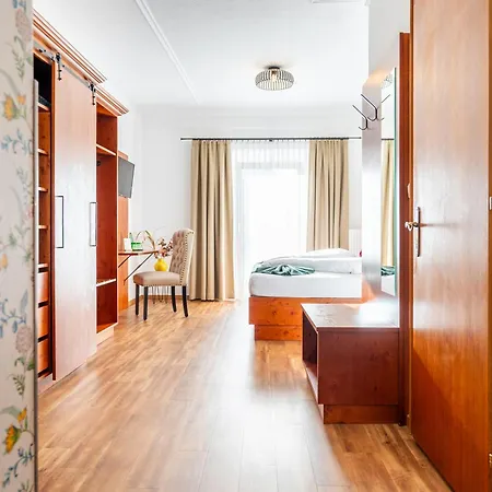 Krone Tirol Hotel