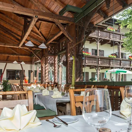 酒店 Krone Tirol 罗伊特