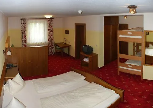 Krone Tirol Hotel